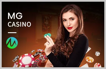 Sân quần vợt với vận động viên đang giao bóng
